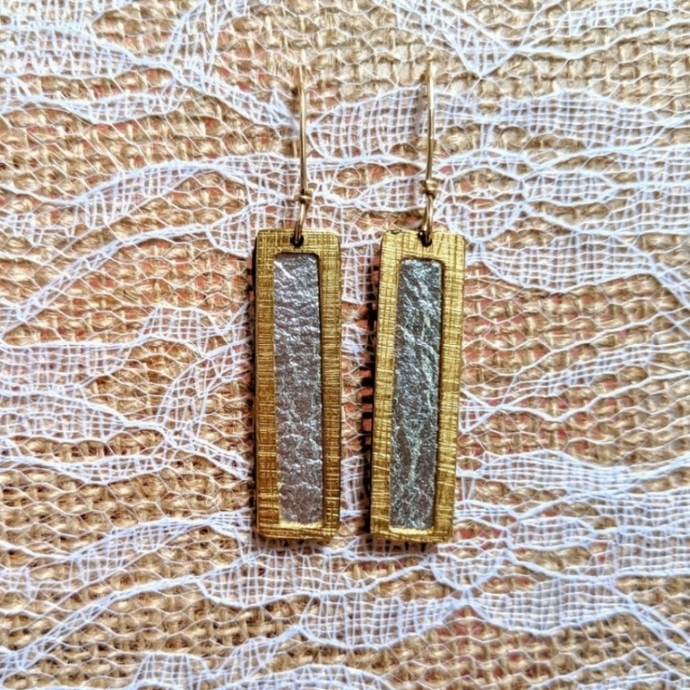ANTHROPOLOGIE Brushed Gold Silver Crackle Earrings